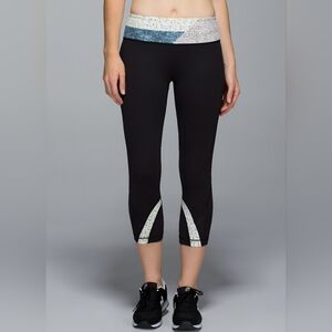 Lululemon Inspire Crop II Leggings